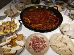 -岗上渣渣老火锅(两路口店)