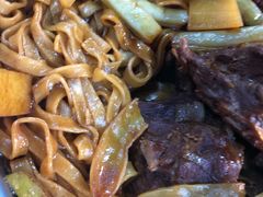 -内蒙焖面大盆骨餐馆(山大路店)