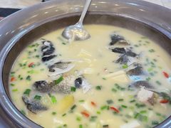 -浔味·山屿湖·正宗淳牌全鱼宴老字号