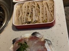 -钢管厂五区小郡肝串串香(奥克斯广场锦城万达店)