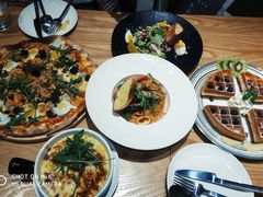 -LO CALCOW卡路力轻食主义餐厅(陆家嘴店)