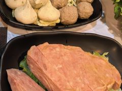 -鲜入围煮花胶鸡海鲜火锅