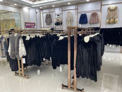 -肃宁华斯国际裘皮城