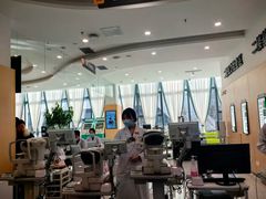 -大连何氏眼科医院