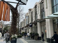 -比斯特上海购物村精品奥特莱斯