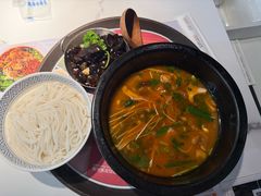番茄牛肉过桥米线-妈妈故事米线(市府恒隆店)
