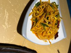-万里闯关东铁锅炖菜馆(高新旗舰店)