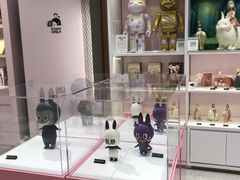 -泡泡玛特POPMART(蓝色港湾店)