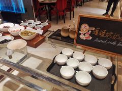 -君来湖滨饭店·玫瑰园