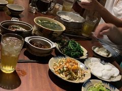 -Cuc Gach Quan Restaurant