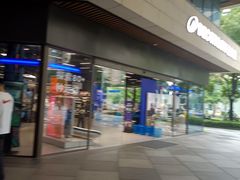 -瑞虹新天地月亮湾