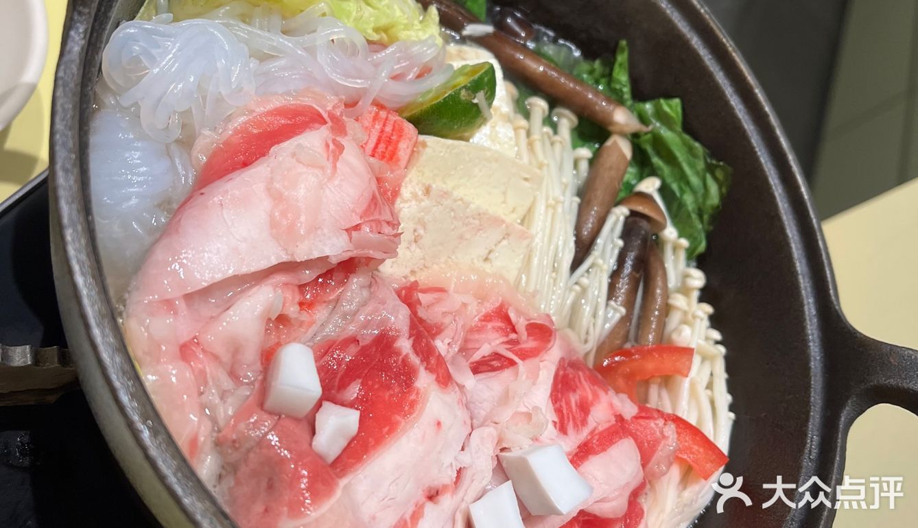 天寒地冻特别适合吃暖暖的寿喜锅