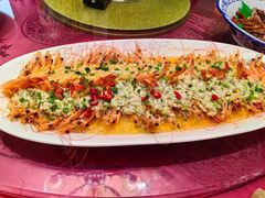 -山明水秀大饭店