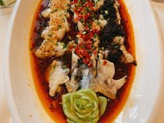 三色回头鱼-巴陵全鱼席(湖南老字号汴河街店 )