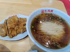 蛋汁大排面-朱鸿兴面馆(镇湖店)