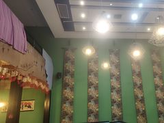 -香巴拉云南餐厅(华莱坞店)