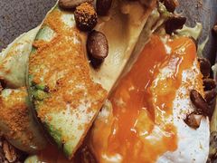 牛油果吐司-BOR Eatery(安福路店)