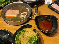 -呷哺呷哺(普陀乐购真北店)