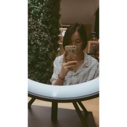 -FRIDAY星期五专业美发沙龙