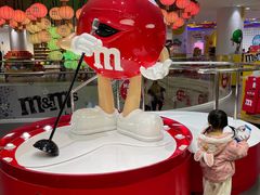 -m豆巧克力世界(上海世茂广场店)