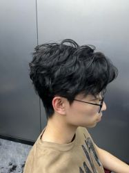 -米可造型烫发染发
