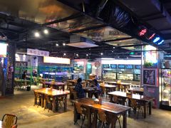 大堂-马路牙子地桌烤肉(工体店)