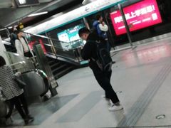 -北京大学东门(地铁站)