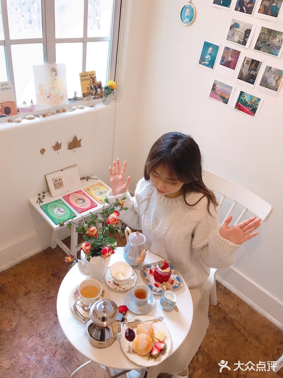 挂壁和画册，都特别又精致