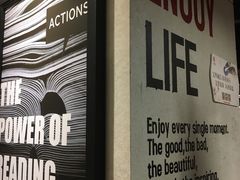 -西西弗书店&矢量咖啡(凯德晶萃广场店)