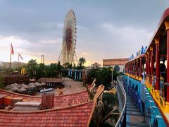 -七彩云南欢乐世界