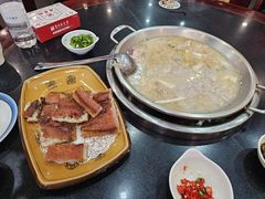 -老来福·非遗酸汤兔(凯旋路店)