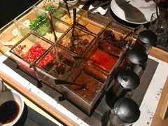-余欢领鲜火锅(新街口店)