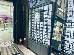-回瑞眼镜·蔡司·依视路官方授权店(广益路万达店)