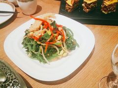 -大巴扎的姑娘(荣盛时代广场店)