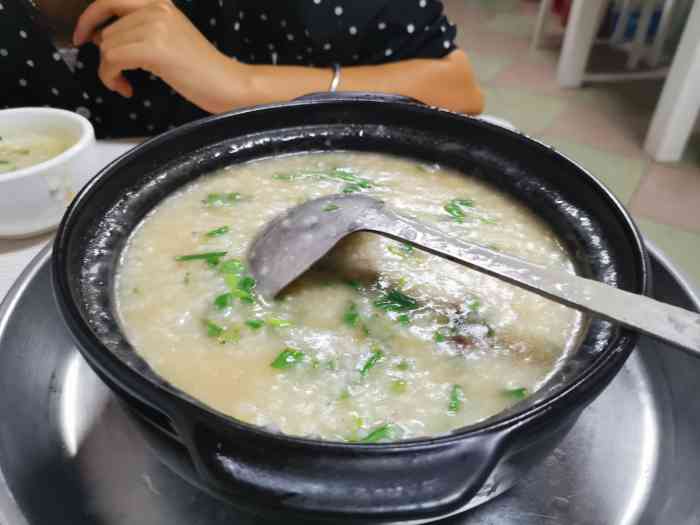 「鸽粥」 不错外卖小哥哥送餐快