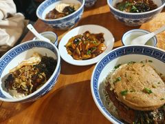 -沪西老弄堂面馆(定西路店)