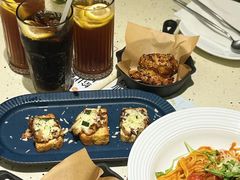 -必胜客(航洋国际店)