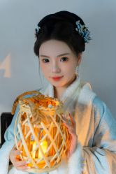 -一揽芳华汉服旗袍体验馆(拙政园店)