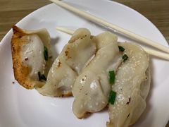 -胡记锅贴·沪上游子老鸭粉丝汤(太原路店)