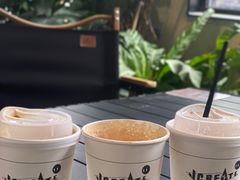 -J Create城市露营咖啡·简餐·宠物(上海动物园店)