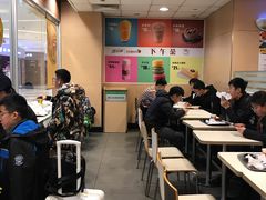 大堂-麦当劳(天兴罗斯福店)