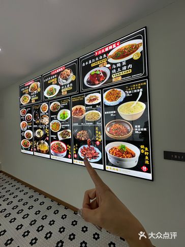 不爱麻将的景德镇人爱上了这家麻将馆的菜！！