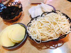 -宏大运餐厅(传媒大学店)