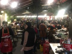 大堂-化龙桥九宫格火锅(清水河店)