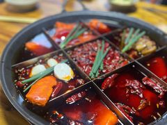 -正南齊北重庆老火锅(光华村直营店)