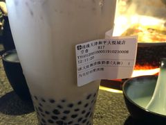 大红袍珍珠奶茶-湊湊火锅·茶憩(和平大悦城店)