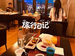 -WOLFGANG PUCK KITCHEN & BAR(迪士尼小镇店)