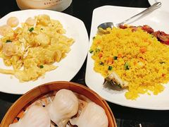 菠萝炒饭-高第街56号港式餐厅·精选(世茂广场宽厚里大明湖店)