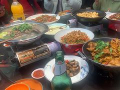 -川流不息·地道川菜·小龙虾(松东路店)