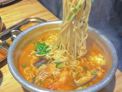 辛拉面-金顺韩式烤肉·网红烤肉店(广利路店)